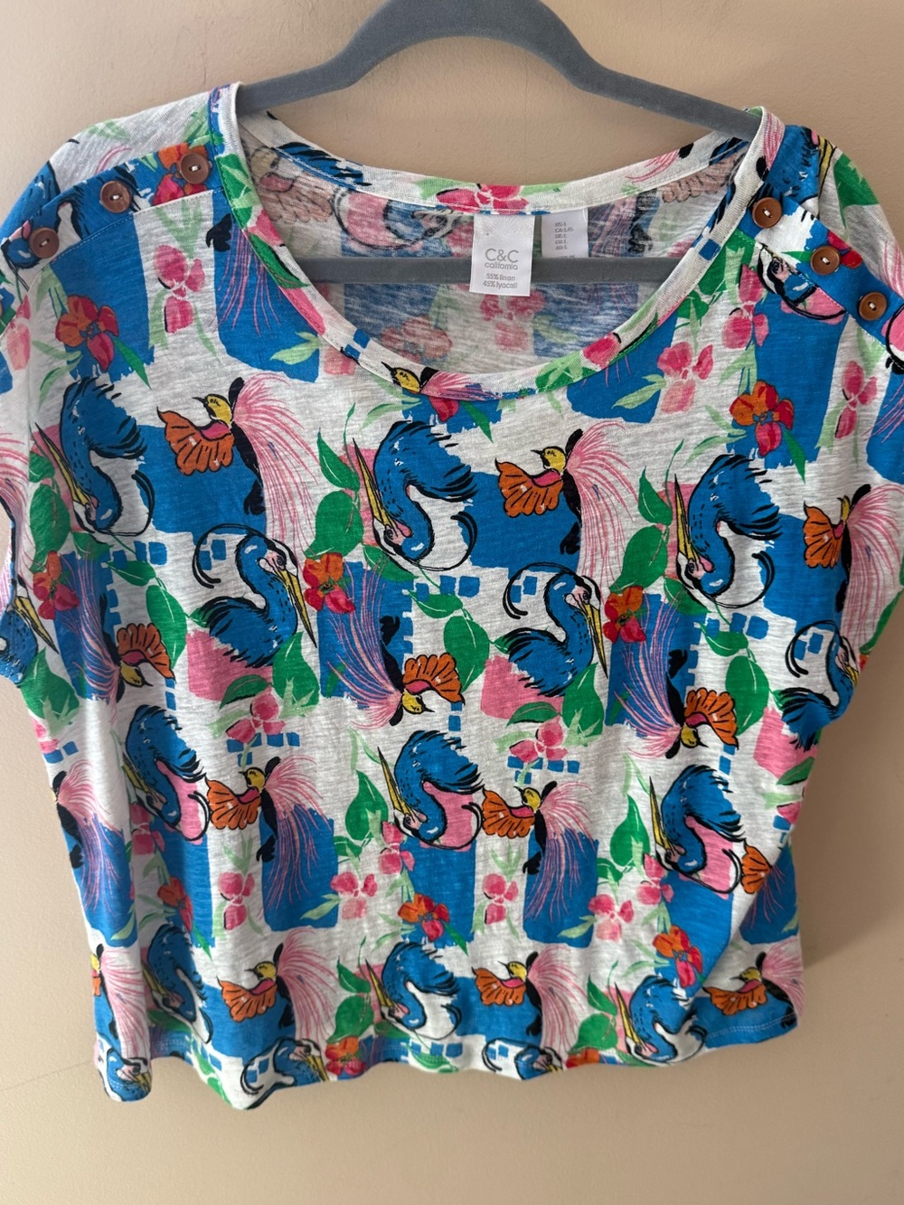 C&C California  Linen Blend Tropical vibrant top Size large